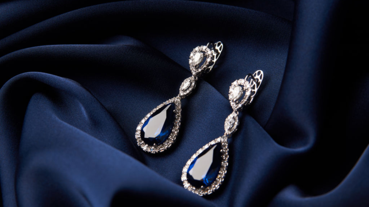 Jewelry Into A Reflection